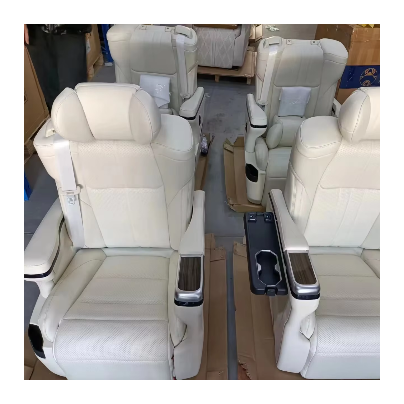 2024 Hot Sale Luxury Auto Seats Reclining Car Seats With Foldable Table Vip Seats for Van Bus Hiace Upgrading